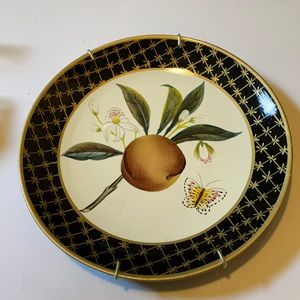 Raymond waites beautiful decorations plate.